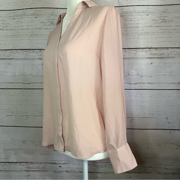 Peachy button down - Picture 2 of 6